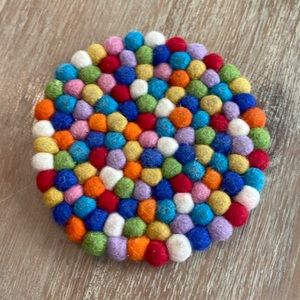 Bubble colored drink mat